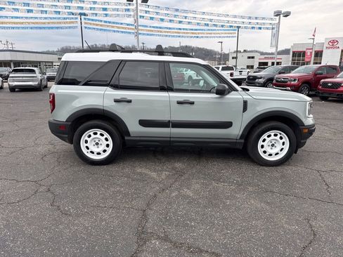 Used 2023 Ford Bronco Sport Heritage w/ Heritage Convenience Package image 2