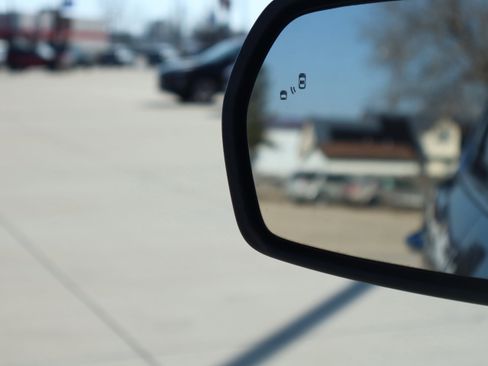 Used 2024 Ford Edge Titanium image 24