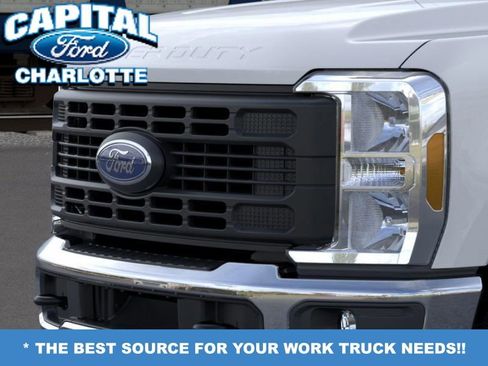 New 2026 Ford F250 XL image 17