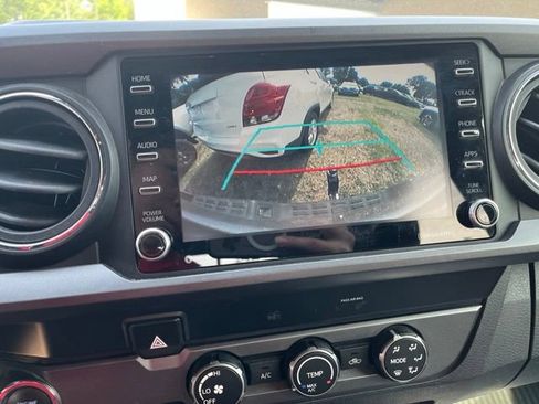 Used 2020 Toyota Tacoma TRD Sport RWD image 22