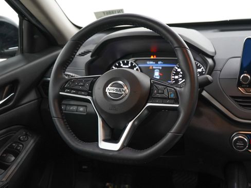 Used 2019 Nissan Altima 2.5 SV AWD/4WD image 14
