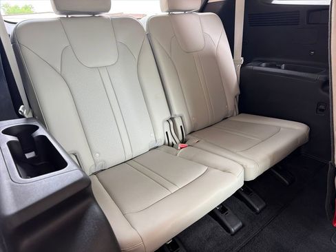 Used 2023 Kia Sorento EX FWD image 35