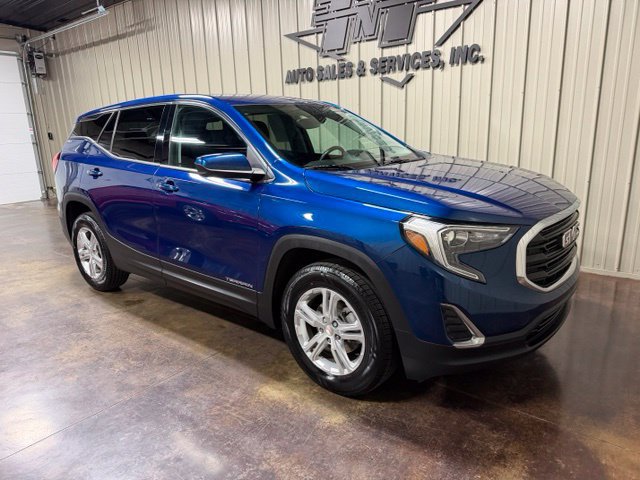 Used 2020 GMC Terrain SLE w/ LPO, Floor Liner Package AWD/4WD image 6