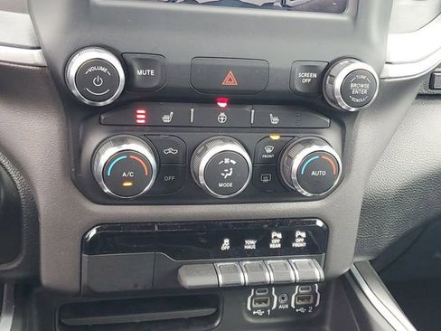 Used 2022 RAM 1500 Big Horn image 18