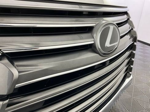 Used 2017 Lexus LX 570 4WD image 9