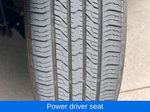 Used 2019 Hyundai Santa Fe SEL image 3