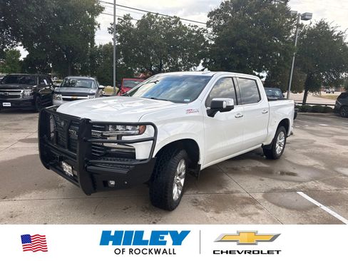 Used 2020 Chevrolet Silverado 1500 LTZ AWD/4WD image 1