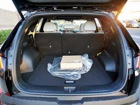 New 2026 Hyundai Tucson Limited image 17