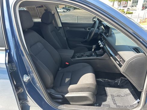 Used 2025 Honda Civic LX image 33