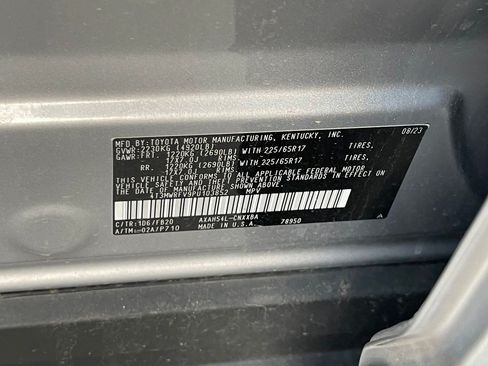 Used 2023 Toyota RAV4 LE AWD/4WD image 11