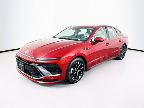 Used 2025 Hyundai Sonata SEL image 3