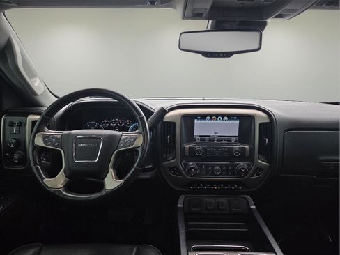 Used 2017 GMC Sierra 2500 Denali w/ Duramax Plus Package image 2