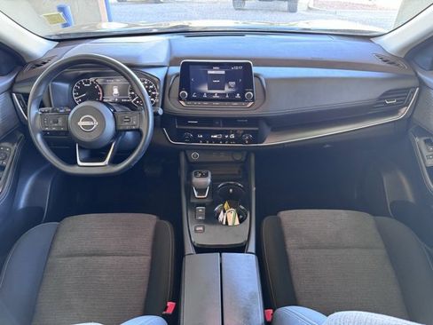 Used 2023 Nissan Rogue SV image 13