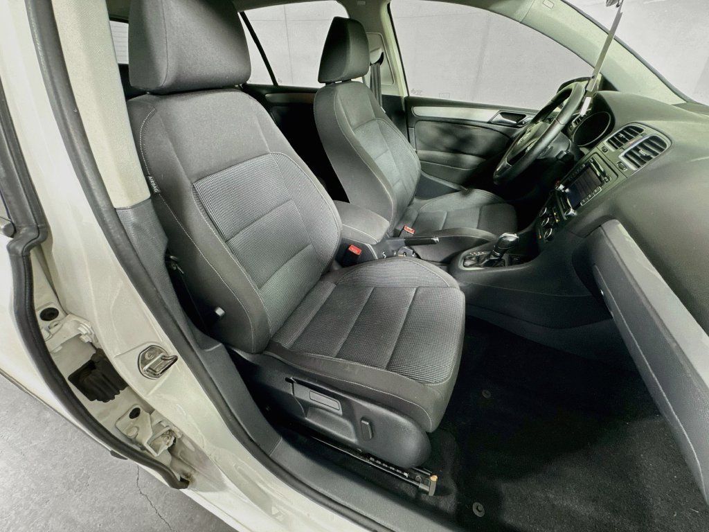 Used 2013 Volkswagen Golf TDI FWD image 32