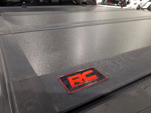 Used 2018 GMC Sierra 1500 SLT w/ SLT Premium Package image 8