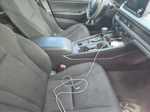 Used 2023 Honda Accord EX image 6
