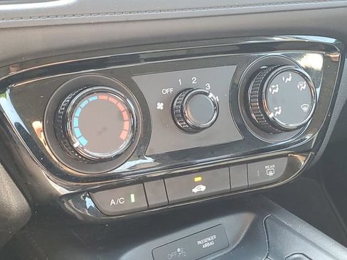Used 2022 Honda HR-V LX image 24
