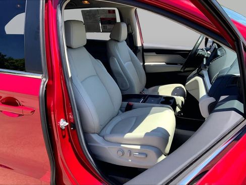 Used 2025 Honda Odyssey EX-L image 9