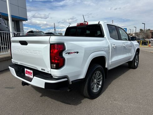 Used 2024 Chevrolet Colorado LT w/ LT Convenience Package image 5