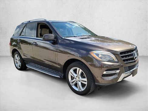 Used 2014 Mercedes-Benz ML 350 4MATIC image 3