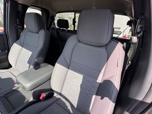 New 2026 Nissan Frontier S image 11