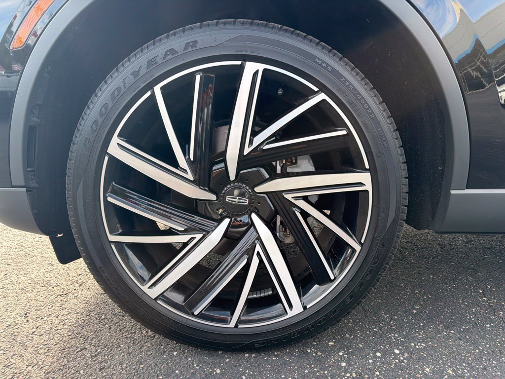 Used 2026 Lincoln Aviator Reserve AWD/4WD image 5