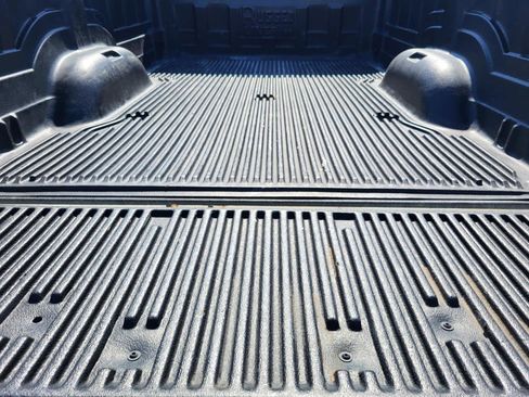 Used 2024 RAM 3500 Big Horn image 12