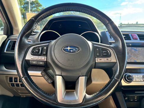 Used 2017 Subaru Outback 3.6R Limited AWD/4WD image 33