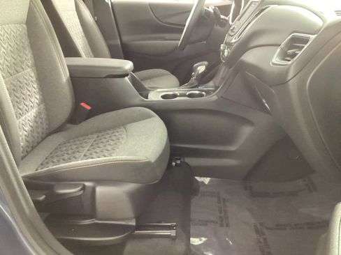 Used 2024 Chevrolet Equinox LT FWD image 24