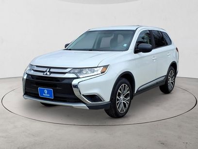 Used 2017 Mitsubishi Outlander ES