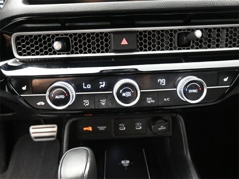 Certified 2025 Honda Civic Sport Touring image 9