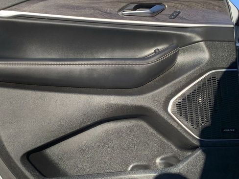 Used 2023 Jeep Grand Cherokee 4WD 4xe image 15