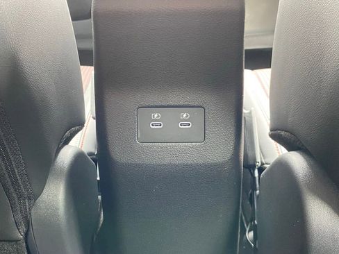 New 2025 Nissan Kicks SR w/ SR Premium Package image 17