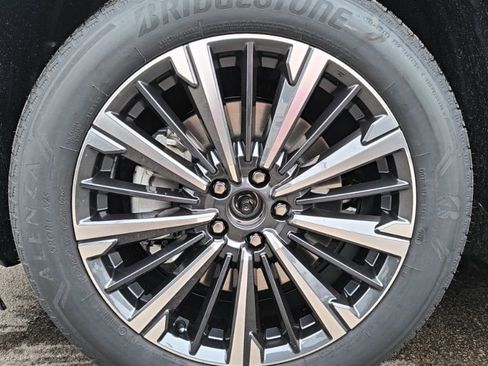 New 2026 Nissan Pathfinder Platinum AWD/4WD image 10
