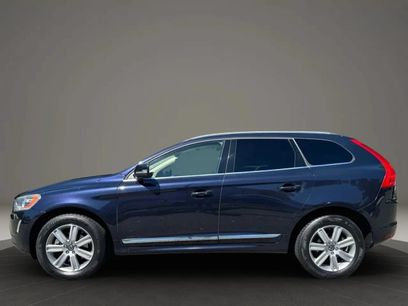 Used 2017 Volvo XC60 T5 Inscription w/ Preferred Option Package