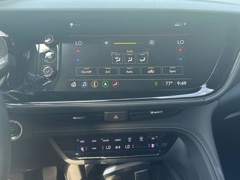 Used 2023 Buick Envision Avenir AWD/4WD image 13