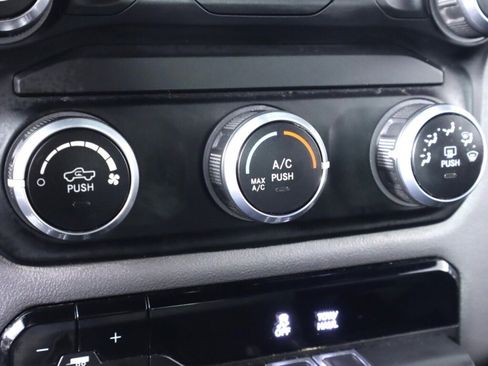 Used 2022 RAM 1500 Big Horn image 25