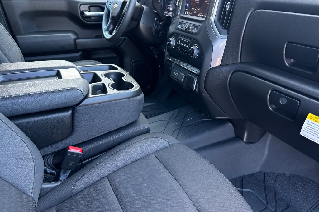 Used 2025 Chevrolet Silverado 1500 Custom RWD image 17