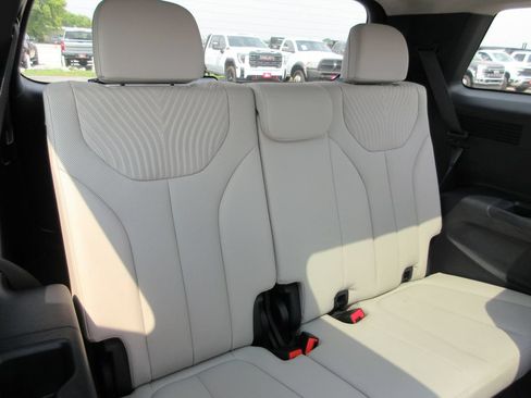 Used 2025 Hyundai Palisade Calligraphy FWD image 27
