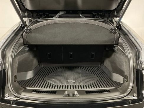 Used 2025 Cadillac XT4 Sport image 33