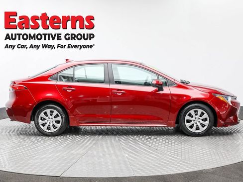 Used 2024 Toyota Corolla LE FWD image 4
