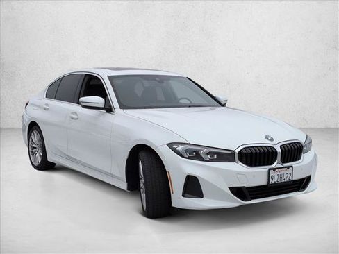 Used 2024 BMW 330e w/ Premium Package RWD image 3