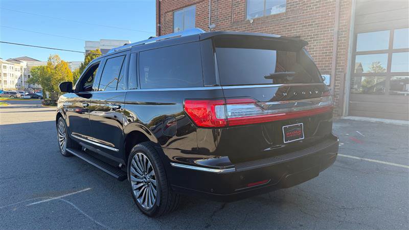 Used 2019 Lincoln Navigator L Reserve w/ Cargo Package AWD/4WD image 15