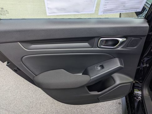 Used 2025 Honda Civic Sport image 29