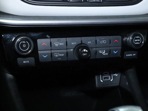 Used 2025 Jeep Compass Limited AWD/4WD image 26