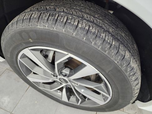 Used 2024 Audi Q5 2.0T Premium Plus image 3