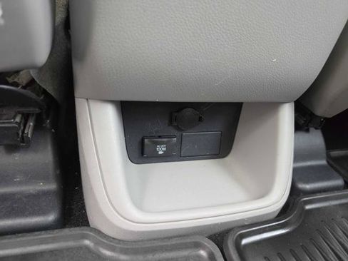 Used 2015 Toyota Highlander Limited Platinum AWD/4WD image 25