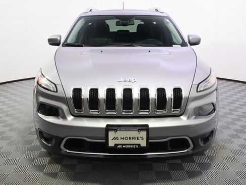 Used 2018 Jeep Cherokee Limited w/ Trailer Tow Group AWD/4WD image 10