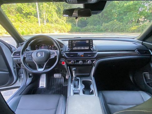 Used 2021 Honda Accord Sport image 35