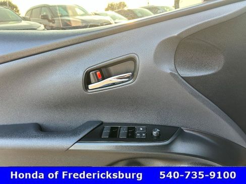 Used 2022 Toyota Prius FWD image 26